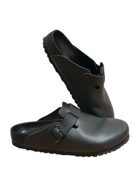 BIRKENSTOCK Boston Exquisite Leather in Black | EU 42 | Gender neutral